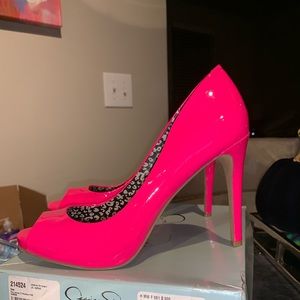 Jessica Simpson Saras Pink Peep Tor Pump Size 8.5